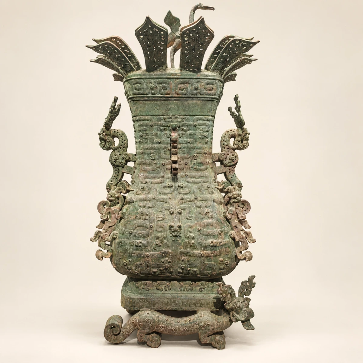 河南博物院藏莲鹤方壶（GPT Image AI策展编辑影像）