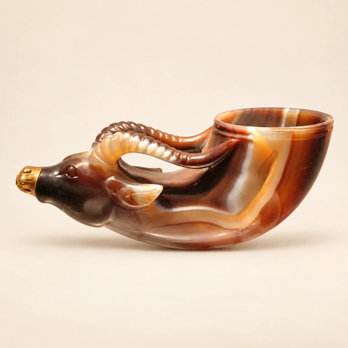 陕西历史博物馆藏镶金兽首玛瑙杯（GPT Image AI策展编辑影像）