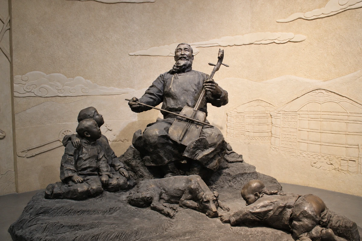 马头琴生活场景：人物、乐器与生活背景共同构成场景，将声音文化与草原日常经验联系起来。
